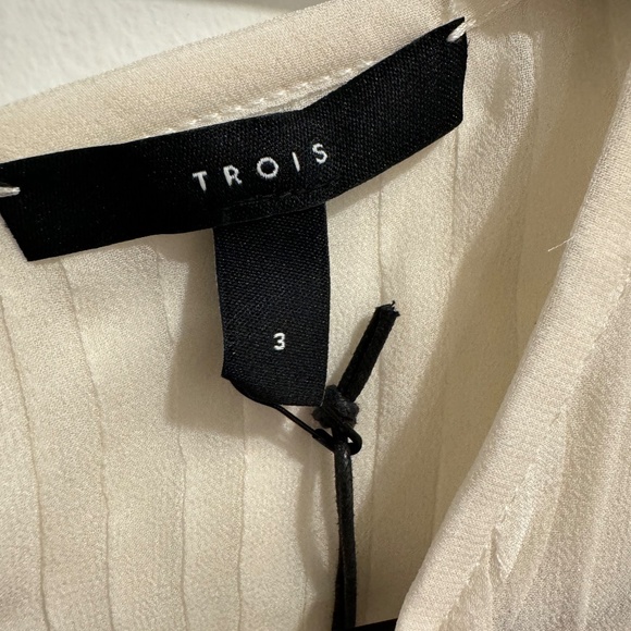 TROIS WHITE BLOUSE - Picture 5 of 6